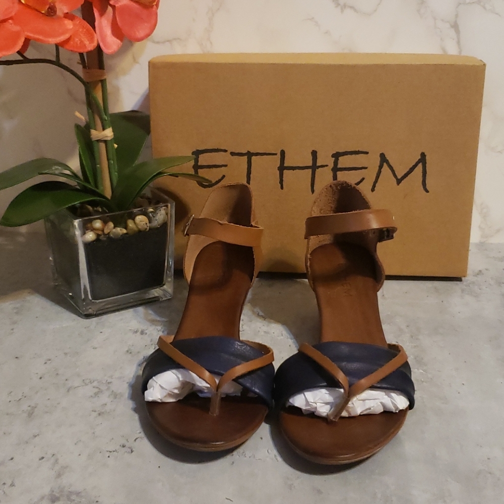 ETHEM WOMEN'S WEDGE SANDLES